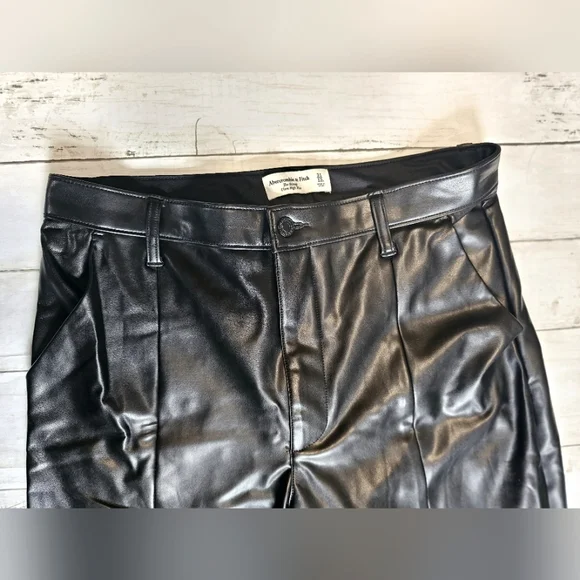 Abercrombie & Fitch Ultra High Rise Skinny Vegan Faux Leather Pants Soft - Picture 9 of 12